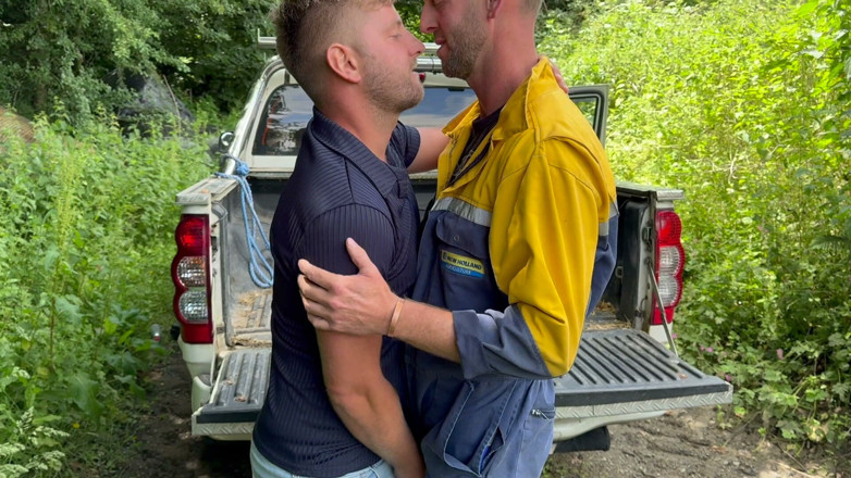 GlennandSonny: Sonny Takes Farmersams Dick