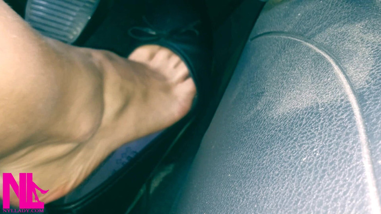 Nyllady: Revving and Driving in Black Leather Flats on Barefeet