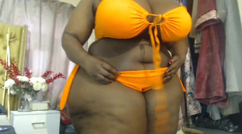 Legendary Booty Overdose: Watchon bbw koken met vibrator in poesje
