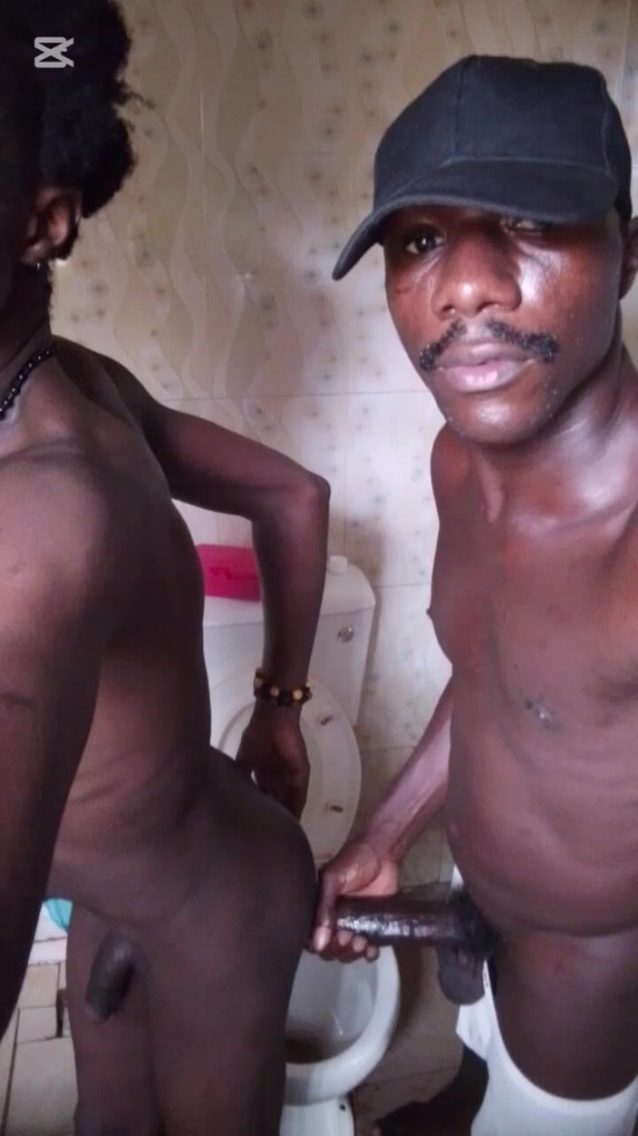 solomonnaija: Sex in the Bathroom