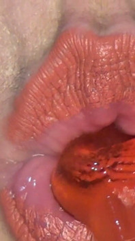 Omg! I Swallowed Big Flamingos at the Same Time!