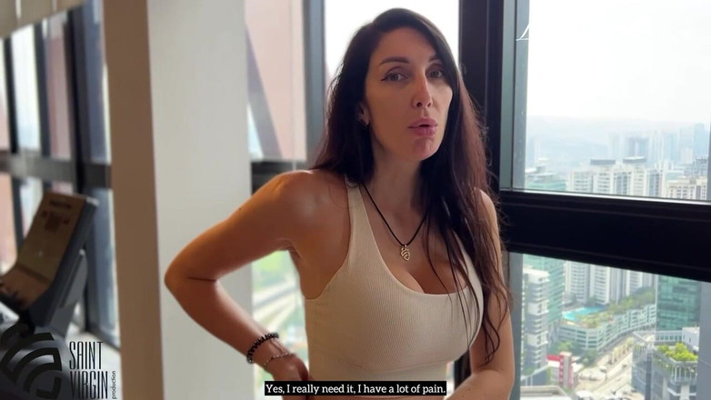 LizaVirgin: Une belle-mère se fait baiser par un masseur. Coulisses