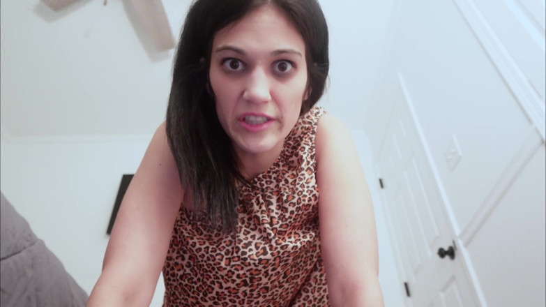 Kink in Time: Devyn's Primal Cavegirl Giantess Fantasy 4K POV Tiny Thrills Awaits!