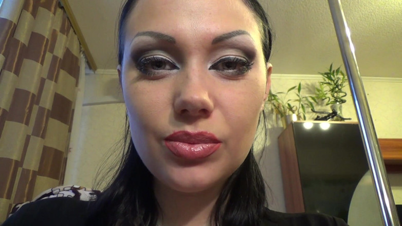 Goddess Misha Goldy: Gentle giantess swallow you alive