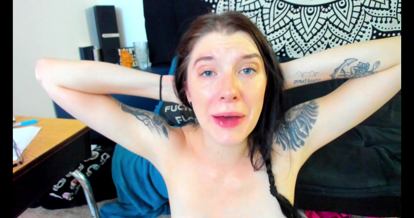 Missellie8: Gape köle efendiyi memnun ediyor 4k