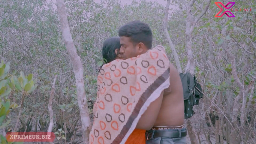 Hot Outdoor Sex with Desi Indian Bhabhi (Creative Pervert)