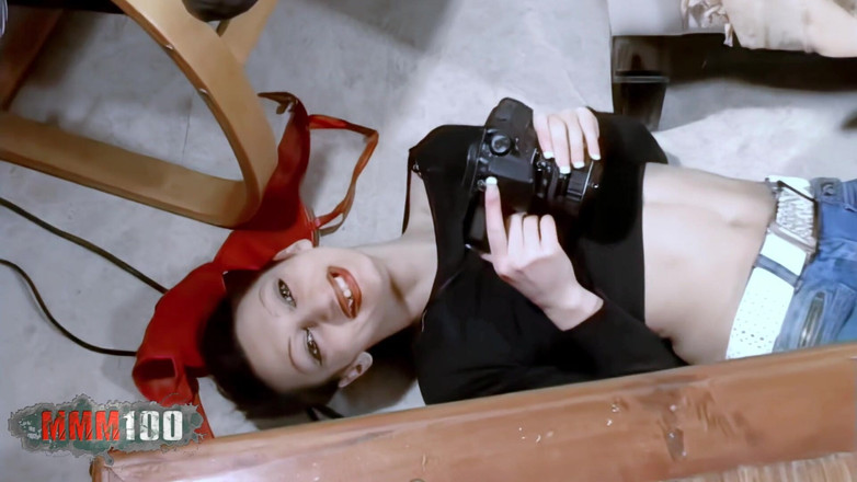 MMM100: 일렉트라: 스트립을 하는 거유 엘렉트라의 사랑스러운 금발