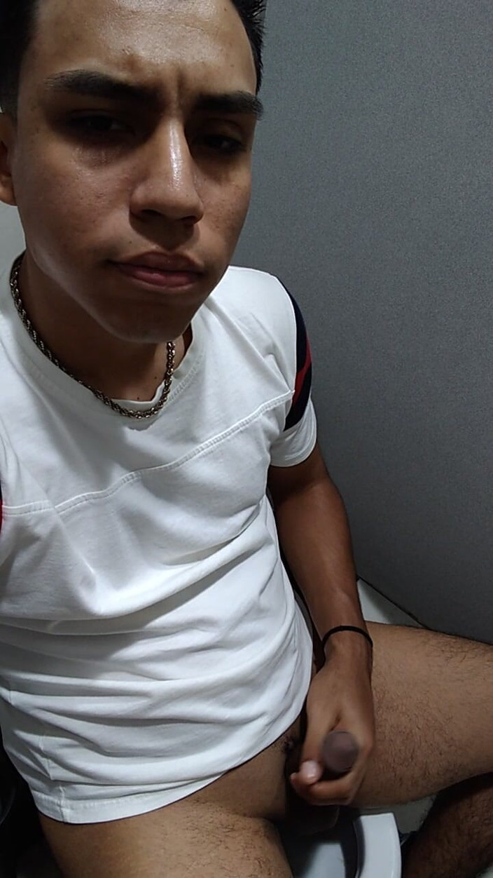 AlexAlejandro13: 플라자 센데로 목욕탕