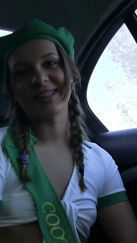 Horny Teen Liza Rowe Trades Cookies For Cock