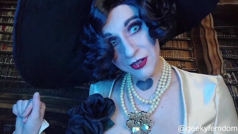 Geeky Femdom: สัตว์เลี้ยงของเลดี้ดิมิทเรสคู