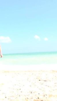 Adrianne Beach diversão