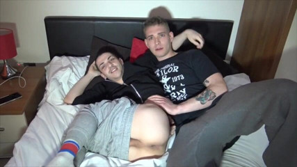 Gaybareback: Alex Roma twink fucked bareback by Aaron Master