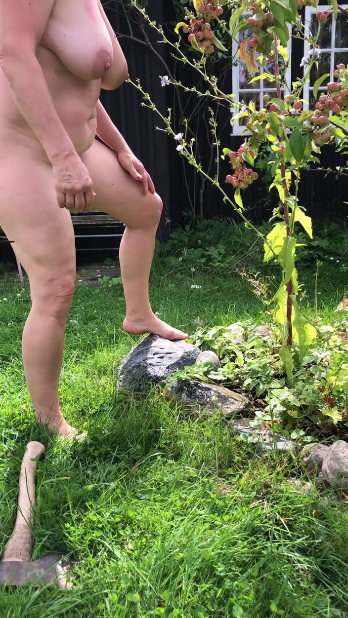 Hotwifekbh: Pissing Big Tits Hotwife Amateur Homemade Whore Wife