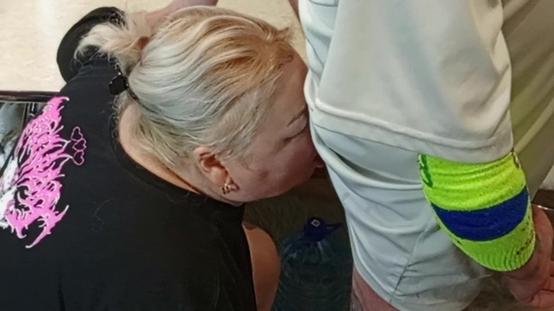 Zona901: रसोई घर में मेरी सौतेली मम्मी को मुंह में चोदना और वीर्य निकालना