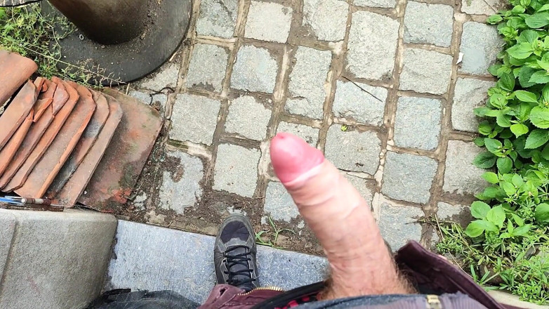 Sara B: POV: Outdoors cum