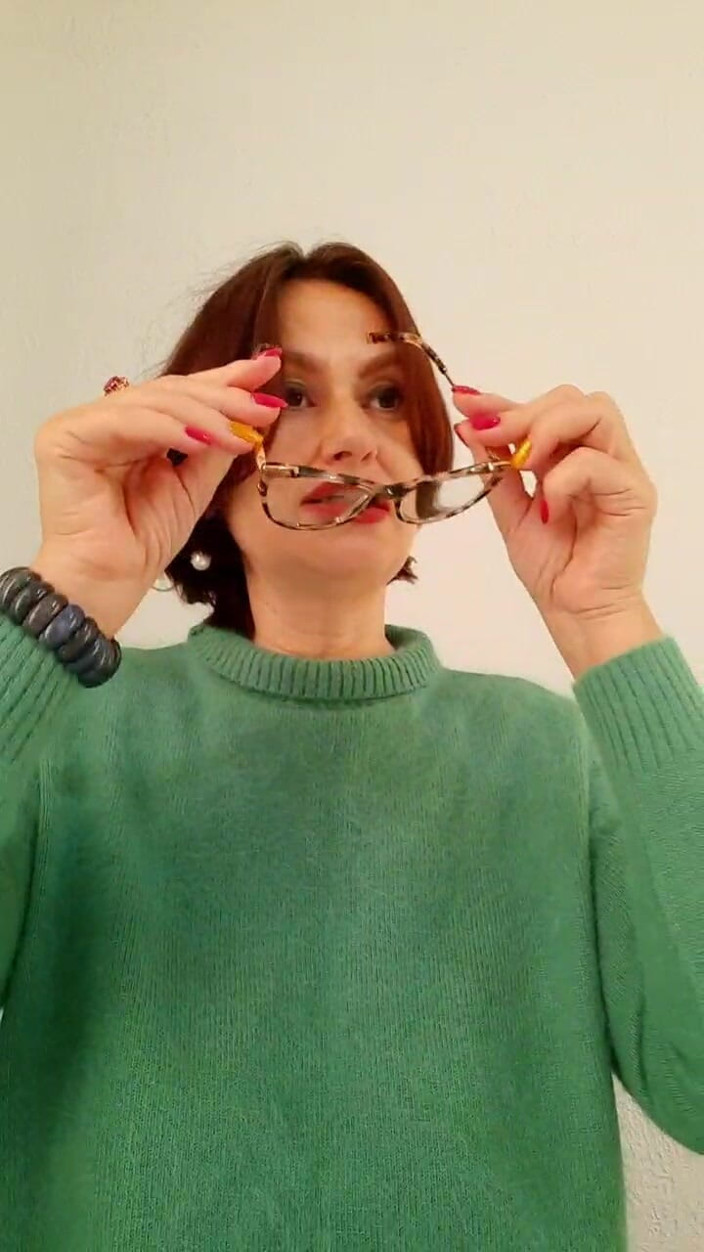 ANGELA_LADY: Další lekce biologie s prsatou učitelkou, lekce 3