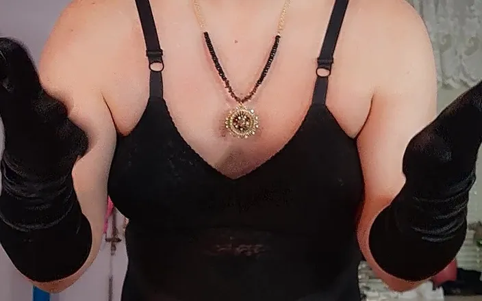 Victoria Lecherri: Satin gloves and foundation wear!