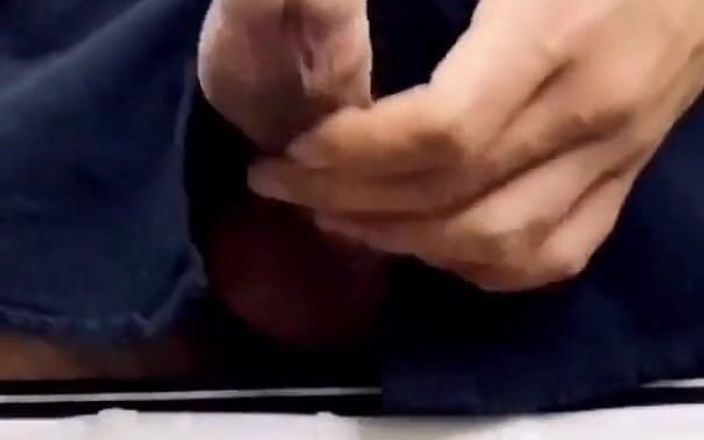 UnderXiaoQiang: 자지 때릴 준비가 되셨나요?