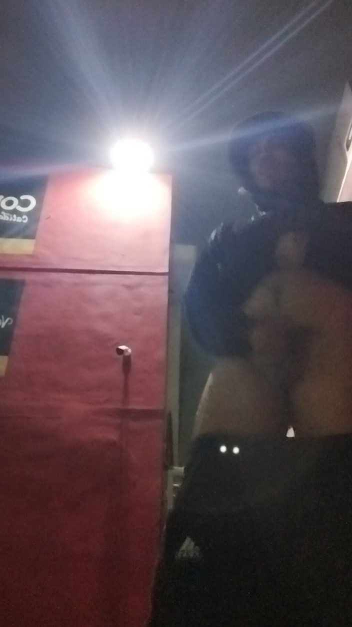 AlexAlejandro13: Perverși în public