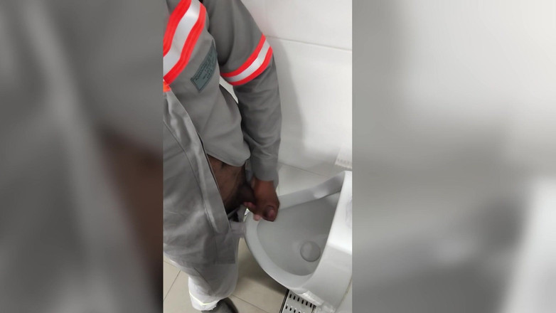 TheBlacKHunterr: Prima di andare a casa, una sveltina nello spogliatoio