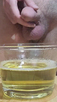 私の精子が尿に入っている