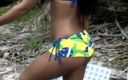 Chica Suicida DVD: गांड चुदाई द्वीप ब्राजीलियाई सांवली कमसिन की बड़े काले लंड द्वारा जंगल में चुदाई