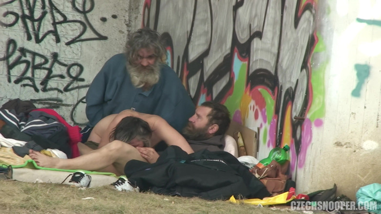 Czech Snooper: Czech Snooper 10 Outdoor Couple Sex on Camera - Zero Shame!