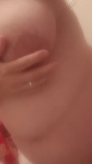 Mel the slut: 20220705_225143