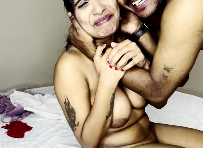 HOTKAMASUTRA: Aniket bawa tejaswini ke rumahnya dan ngasih dia