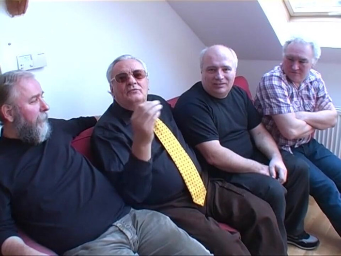 Real Home Made: Seksi sarışında büyük yaşlı yarak... ağzına boşalma