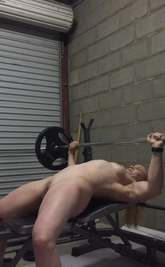 Michellexm: Allenamento nudo completo