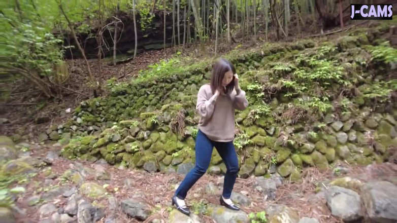 J-Cams: Umgebene Spotlight. Bürodame sehnt sich nach jedem blick teil 1