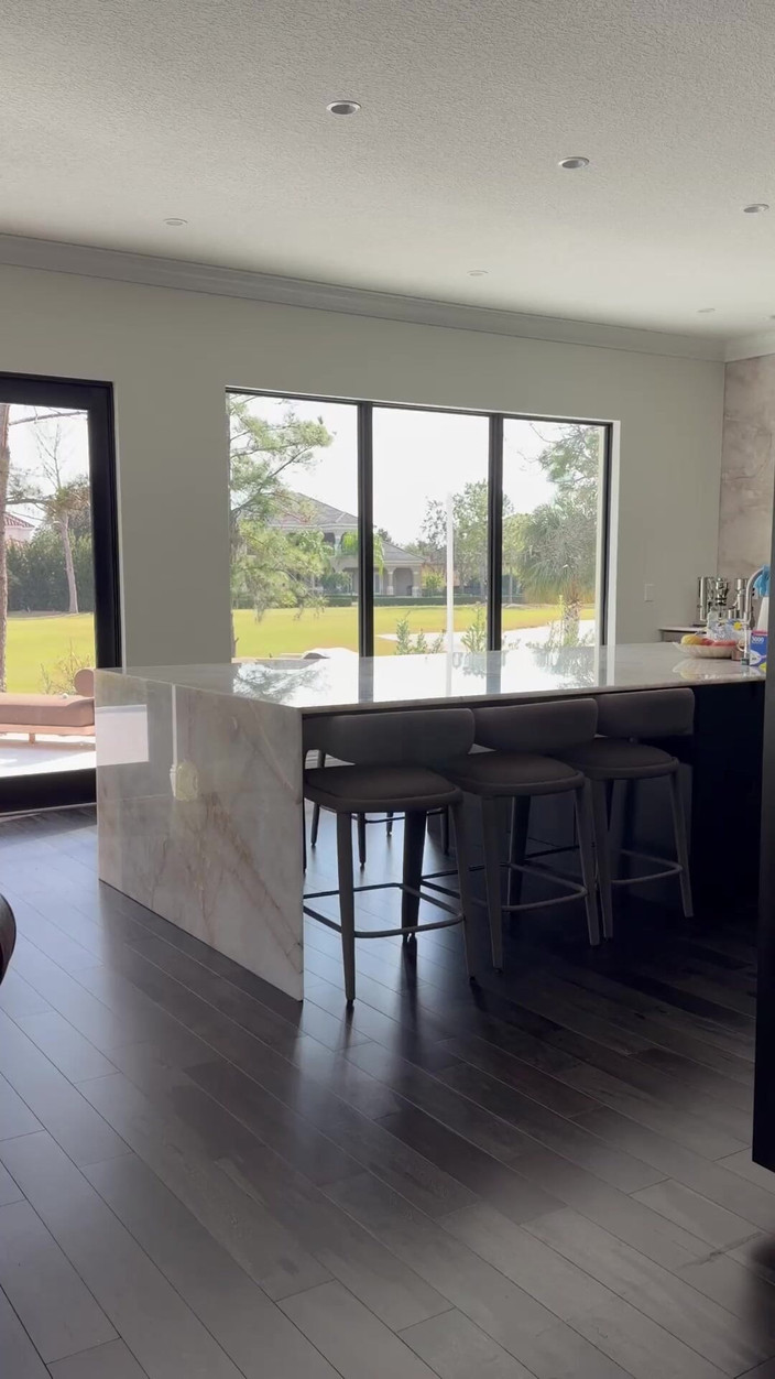 GottaLuvBB: Modellera stringtrosor och trosor