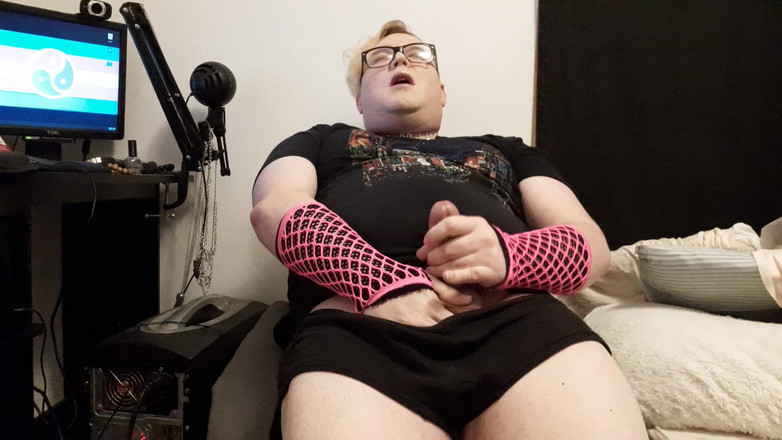 Roxxie rae page: Îmi masturbez tare de fată