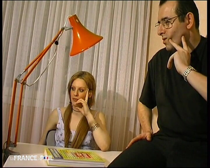 French Gonzo: Seorang pelajar dua tutor tuisyennya.