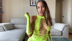 Goddess Alexa femdom: Perfektní otrok poslouchá a posílá