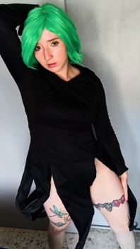 Aku sedang menyiapkan cosplay baru