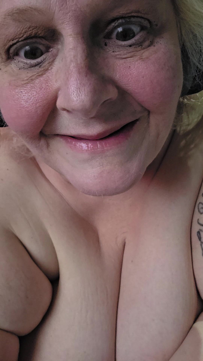 HerculesnVENUS: Лижу твое очко это единственная цель шлюх