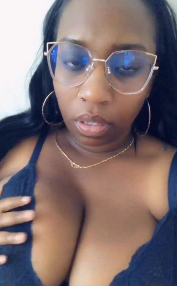 Diamond: Mám ráda své chutné prsty