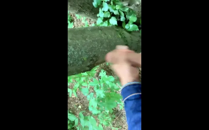 Idmir Sugary: Solo Jerk off in Blue Jeans Jacket Outdoor