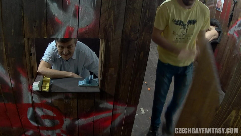 Czech Gay Fantasy: Tchèque gay fantasy 5 - partie 10, folie de la machine - trous étroits rencontrent...