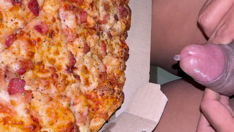 Brunettehotts: È ora di una pizza