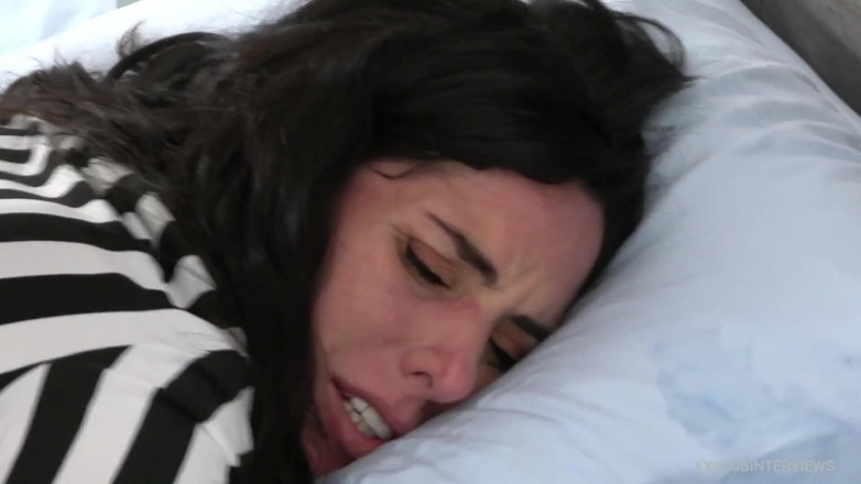 XXX Job Interviews: Sexy Referee Squirts Out Anal Creampie to Swallow