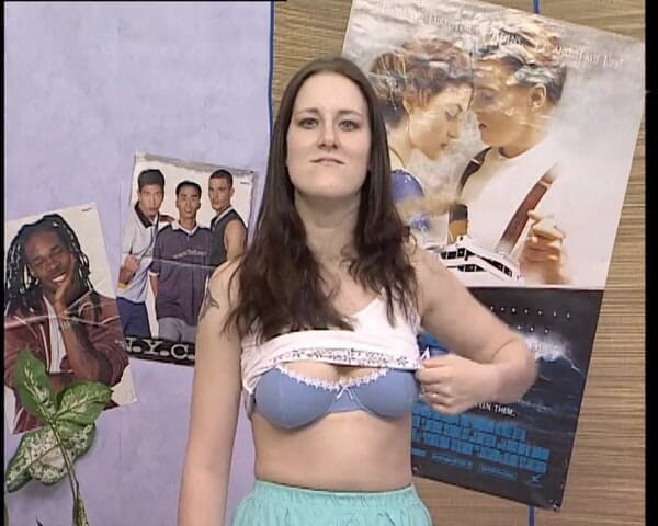 YOUR FIRST PORN: Das Gute Gummi Schwanz Bringt Mich Zum Schreien - Sandra pula...