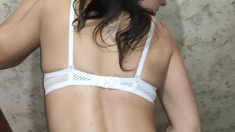 DirtyLubov: 서서 오럴 섹스