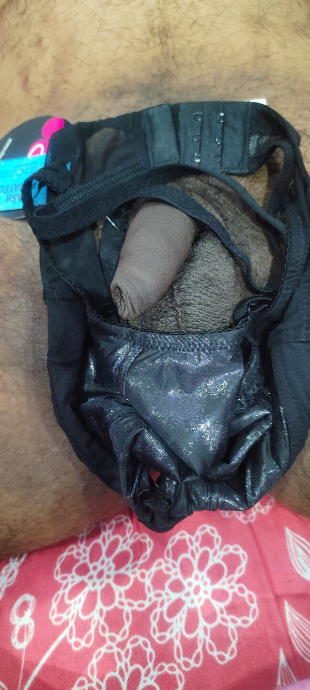 Hot Indian Bhabhiji Handjob to Husband Friend with Bra (Lovely couple1)
