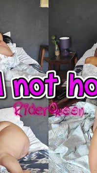 Shortmovie Lucy papa niet thuis 11 - stiefmoeder neukte in bed