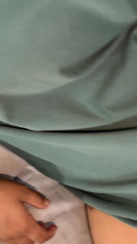Tetanggaku yang sange meneleponku untuk ngentot memeknya habis-habisan sama kontol besar