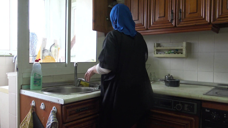 Souzan Halabi: Hijab-zimmermädchen anal doggystyle