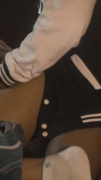 Slutty asiatisk utbytesstudent har sex med sin handledare